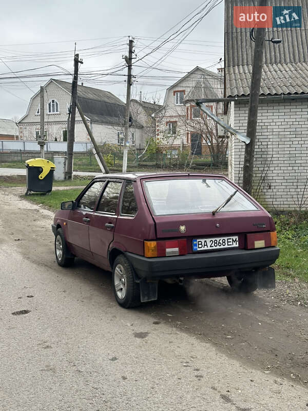 Хэтчбек ВАЗ / Lada 2109 2004 в Бершади