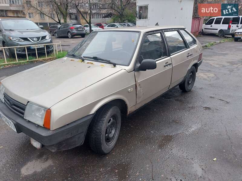 Хэтчбек ВАЗ / Lada 2109 1998 в Одессе