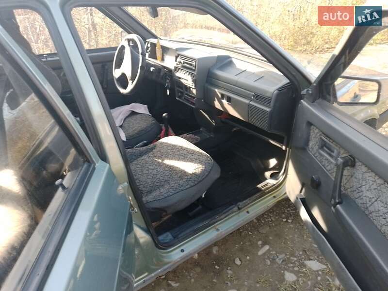 Хэтчбек ВАЗ / Lada 2109 2006 в Косове фото 7 Хэтчбек ВАЗ / Lada 2109 2006 в Косове