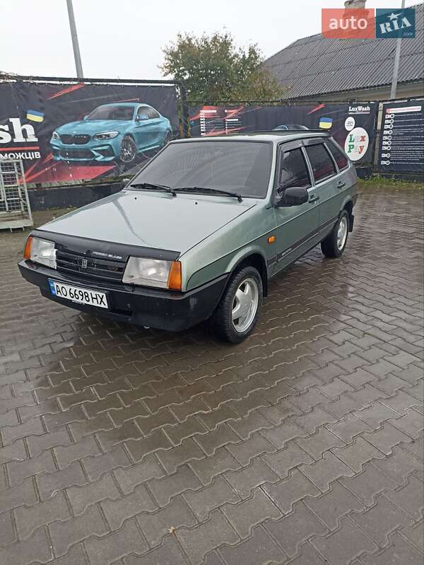 Хэтчбек ВАЗ / Lada 2109 2006 в Теребовле