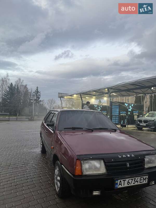 Хэтчбек ВАЗ / Lada 2109 2006 в Надворной