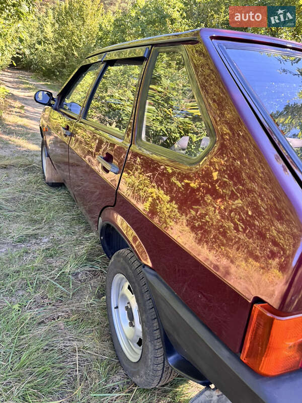 Хэтчбек ВАЗ / Lada 2109 2006 в Львове