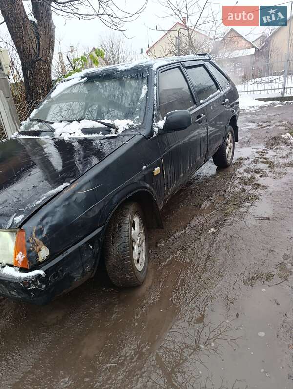 Хэтчбек ВАЗ / Lada 2109 2003 в Бродах