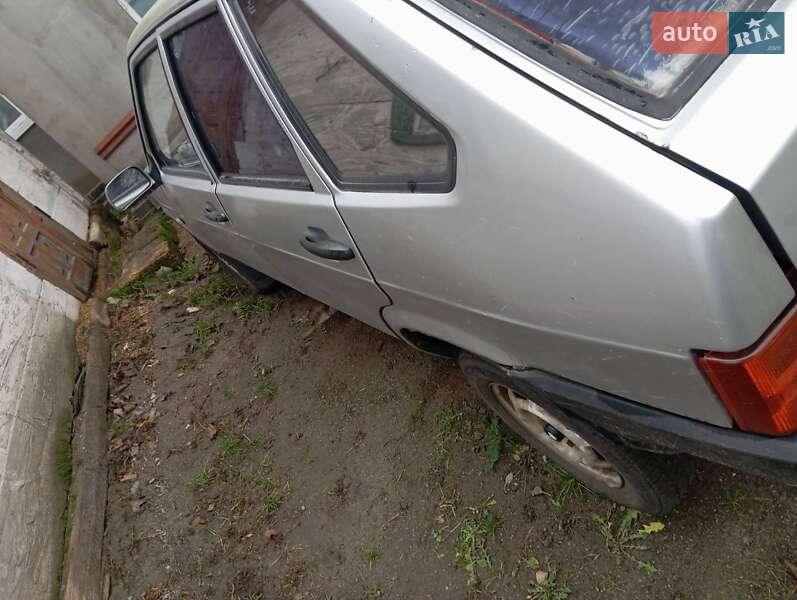 Хэтчбек ВАЗ / Lada 2109 1991 в Радомышле