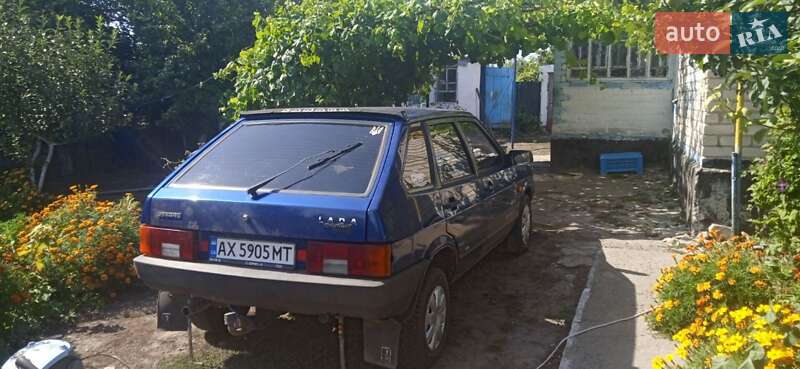 Хетчбек ВАЗ / Lada 2109 2000 в Харкові