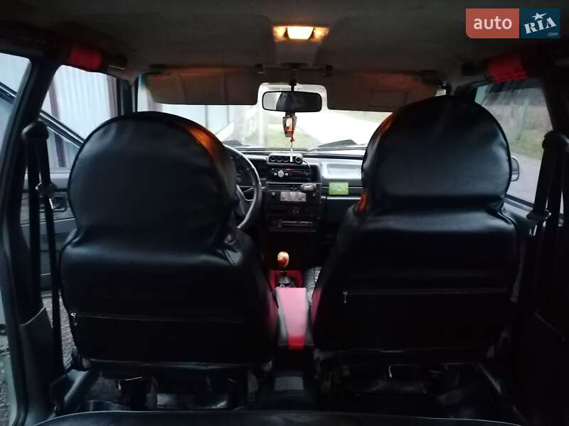 Хэтчбек ВАЗ / Lada 2109 2003 в Сваляве