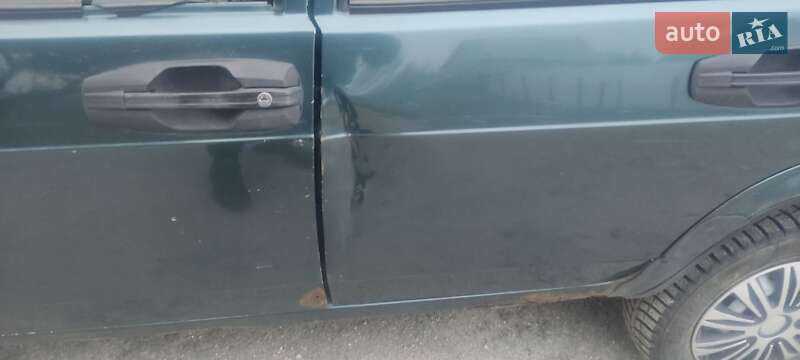 Хэтчбек ВАЗ / Lada 2109 2004 в Запорожье фото 6 Хэтчбек ВАЗ / Lada 2109 2004 в Запорожье