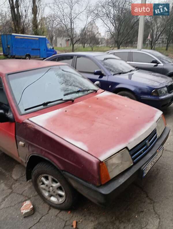 Хэтчбек ВАЗ / Lada 2109 1990 в Кременчуге