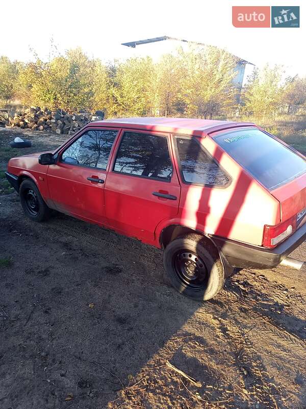 Хэтчбек ВАЗ / Lada 2109 1994 в Южноукраинске