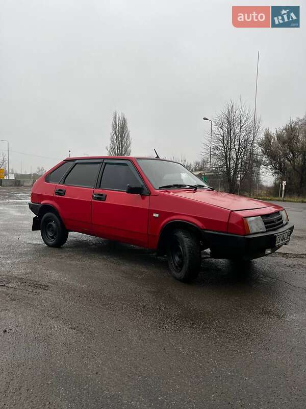 Хэтчбек ВАЗ / Lada 2109 1989 в Козельце