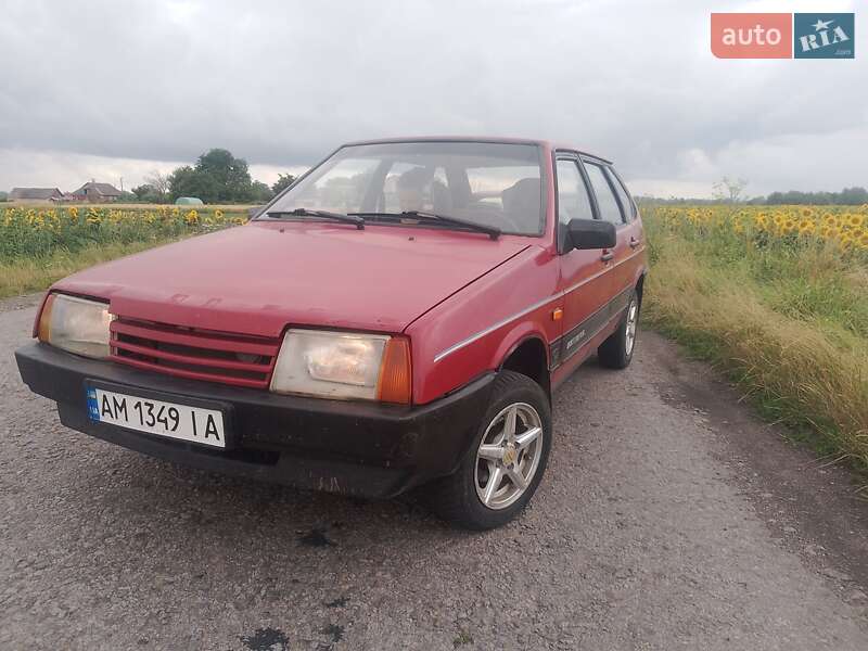 Хэтчбек ВАЗ / Lada 2109 1991 в Казатине