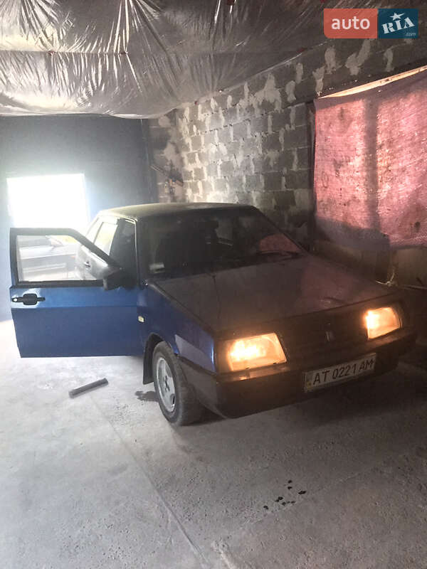 Хетчбек ВАЗ / Lada 2109 1990 в Івано-Франківську