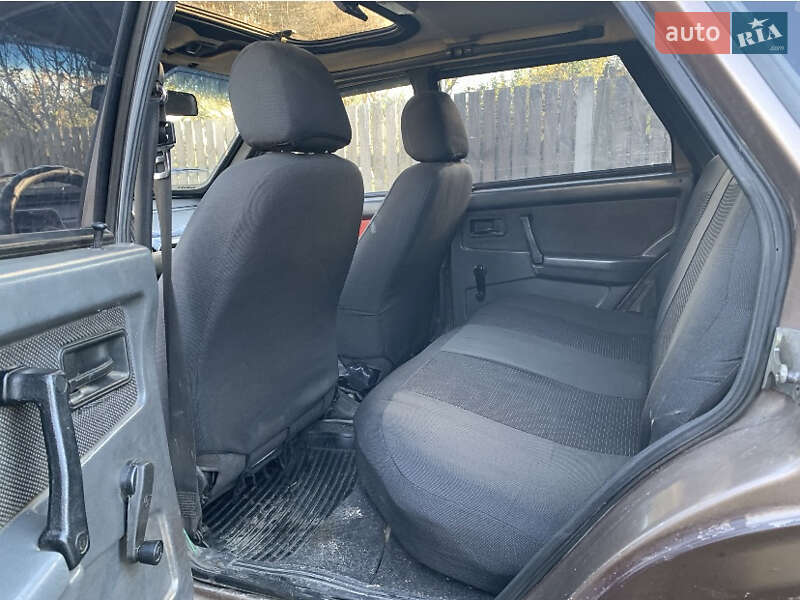 Хэтчбек ВАЗ / Lada 2109 1995 в Макарове фото 5 Хэтчбек ВАЗ / Lada 2109 1995 в Макарове