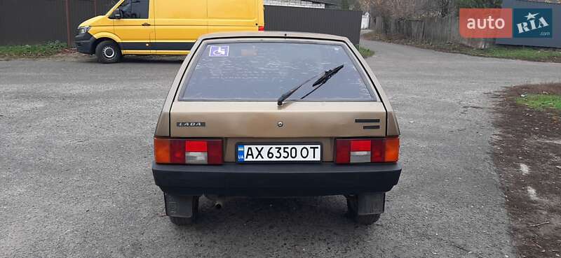 Хэтчбек ВАЗ / Lada 2109 1999 в Харькове