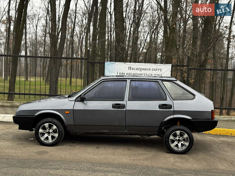 Хетчбек ВАЗ / Lada 2109 2006 в Києві фото 2 Хетчбек ВАЗ / Lada 2109 2006 в Києві