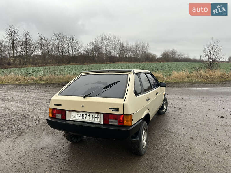 Хетчбек ВАЗ / Lada 2109 1989 в Володимирі