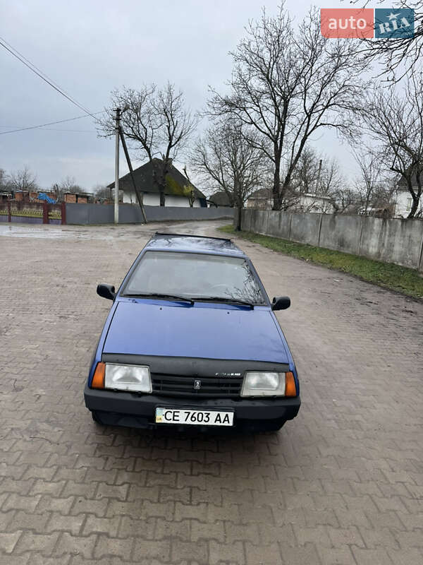 Хетчбек ВАЗ / Lada 2109 2001 в Чернівцях