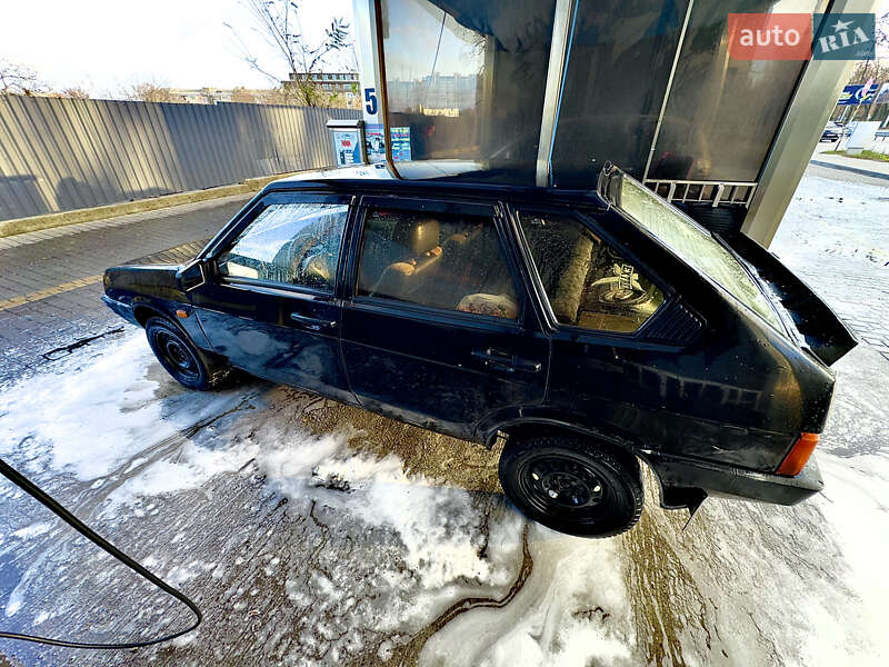 Хетчбек ВАЗ / Lada 2109 1989 в Дніпрі фото 3 Хетчбек ВАЗ / Lada 2109 1989 в Дніпрі