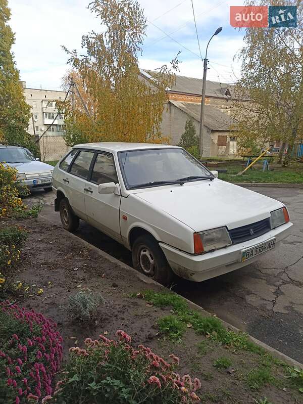 Хетчбек ВАЗ / Lada 2109 1992 в Світловодську фото Хетчбек ВАЗ / Lada 2109 1992 в Світловодську