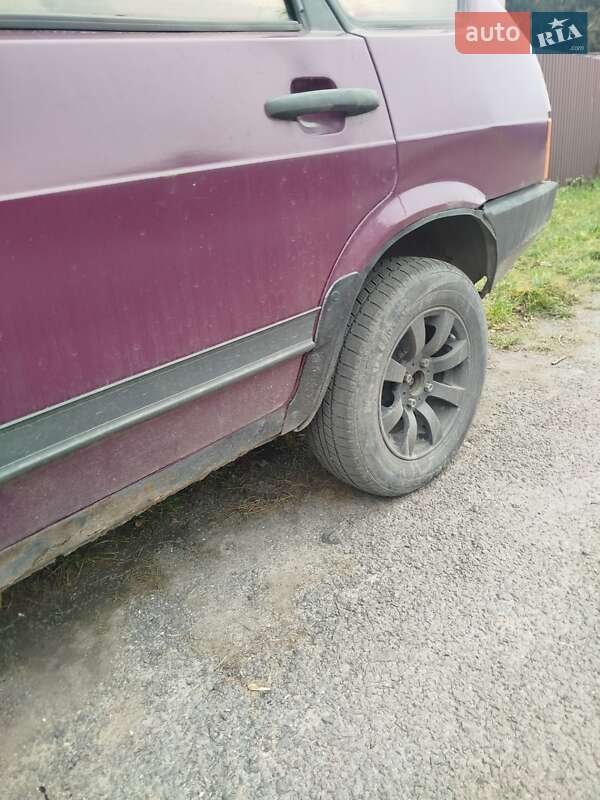 Хетчбек ВАЗ / Lada 2109 1996 в Луцьку