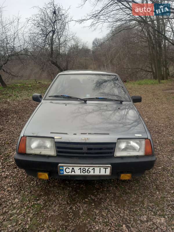 Хэтчбек ВАЗ / Lada 2109 2002 в Маньковке фото 16 Хэтчбек ВАЗ / Lada 2109 2002 в Маньковке