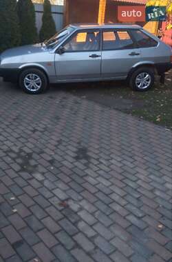 Хетчбек ВАЗ 2109 2001 в Острозі