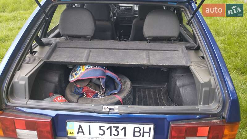 Хэтчбек ВАЗ / Lada 2109 2002 в Переяславе