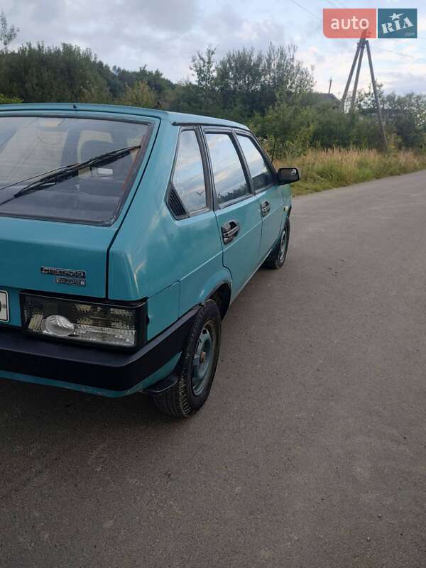 Хетчбек ВАЗ / Lada 2109 1990 в Надвірній фото 10 Хетчбек ВАЗ / Lada 2109 1990 в Надвірній