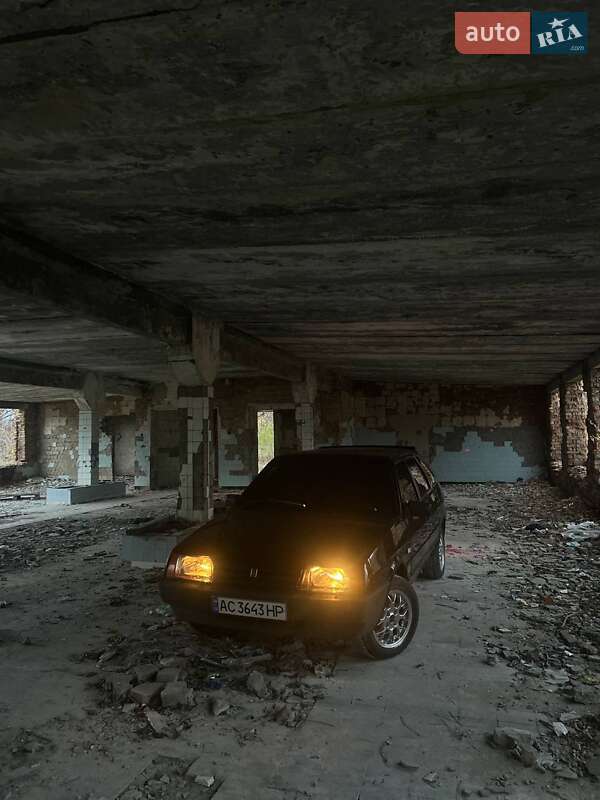 Хэтчбек ВАЗ / Lada 2109 1991 в Владимире фото 11 Хэтчбек ВАЗ / Lada 2109 1991 в Владимире