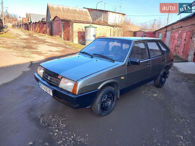 ВАЗ / Lada 2109 2002 ВАЗ / Lada 2109 2002