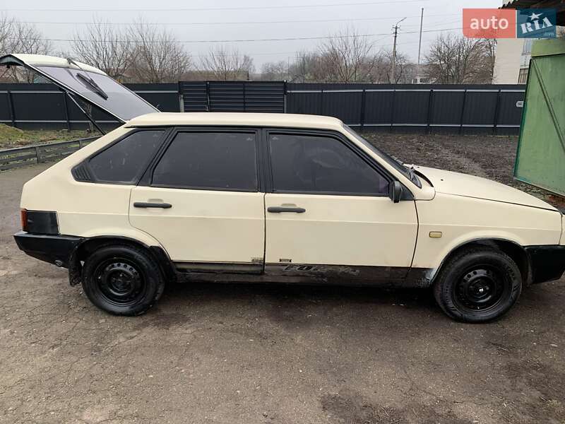Хетчбек ВАЗ / Lada 2109 1988 в Бахмачі фото 3 Хетчбек ВАЗ / Lada 2109 1988 в Бахмачі