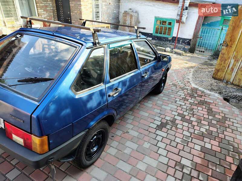 Хэтчбек ВАЗ / Lada 2109 2005 в Запорожье