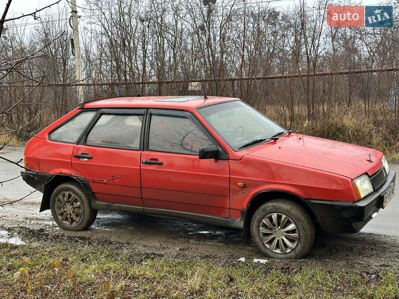 Хэтчбек ВАЗ / Lada 2109 1992 в Черновцах