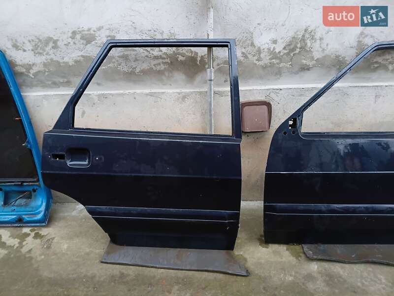 Хэтчбек ВАЗ / Lada 2109 1992 в Львове фото 17 Хэтчбек ВАЗ / Lada 2109 1992 в Львове
