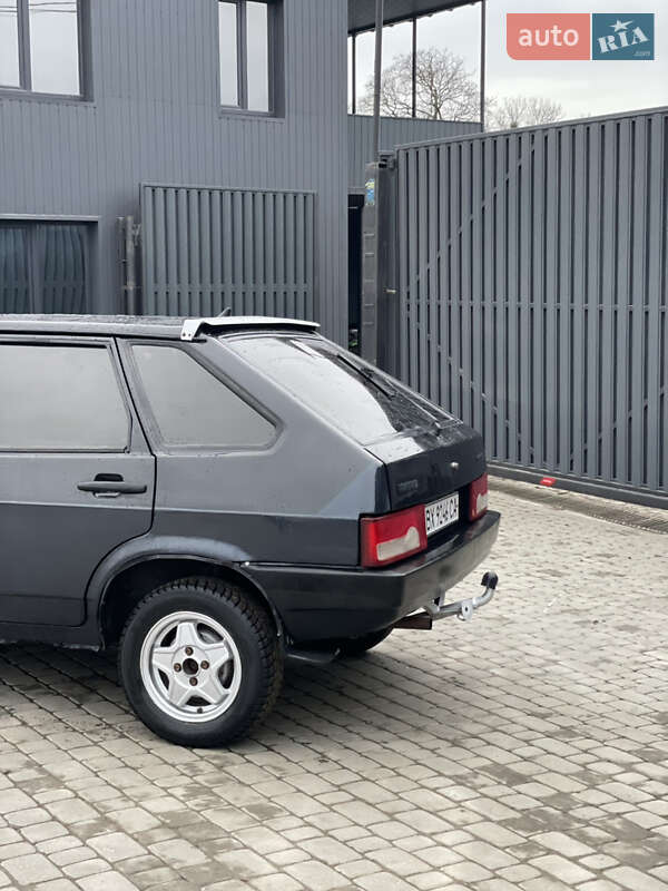 Хэтчбек ВАЗ / Lada 2109 2005 в Белогорье