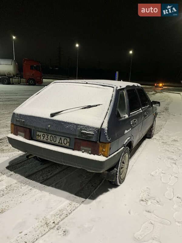 Хетчбек ВАЗ / Lada 2109 1993 в Миколаєві фото 2 Хетчбек ВАЗ / Lada 2109 1993 в Миколаєві