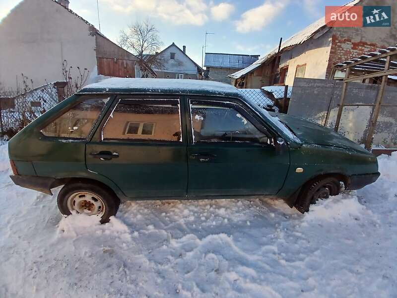 Хетчбек ВАЗ / Lada 2109 1989 в Бібрці