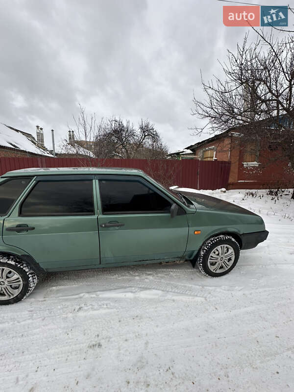 Хэтчбек ВАЗ / Lada 2109 2008 в Славянске