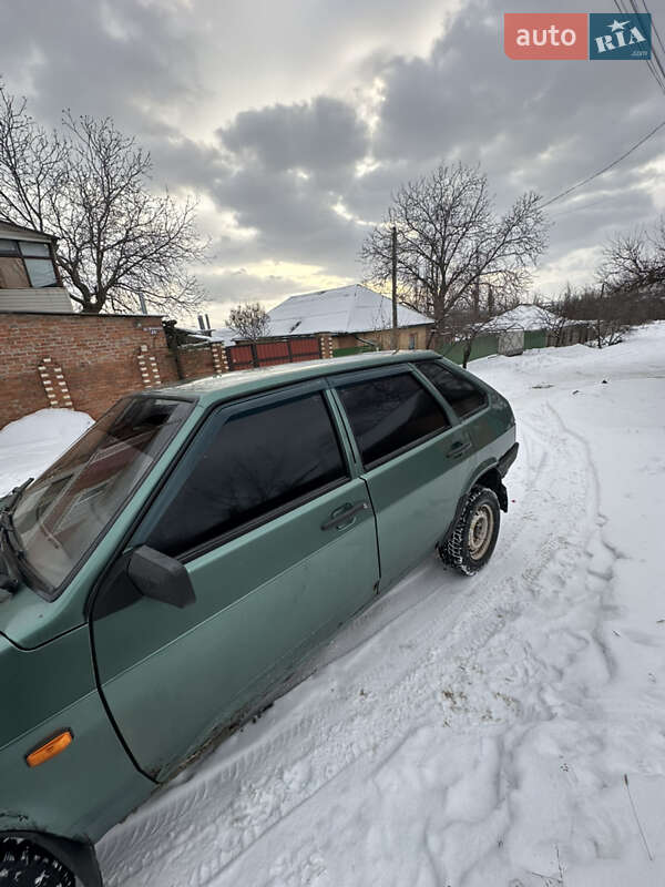 Хэтчбек ВАЗ / Lada 2109 2008 в Славянске