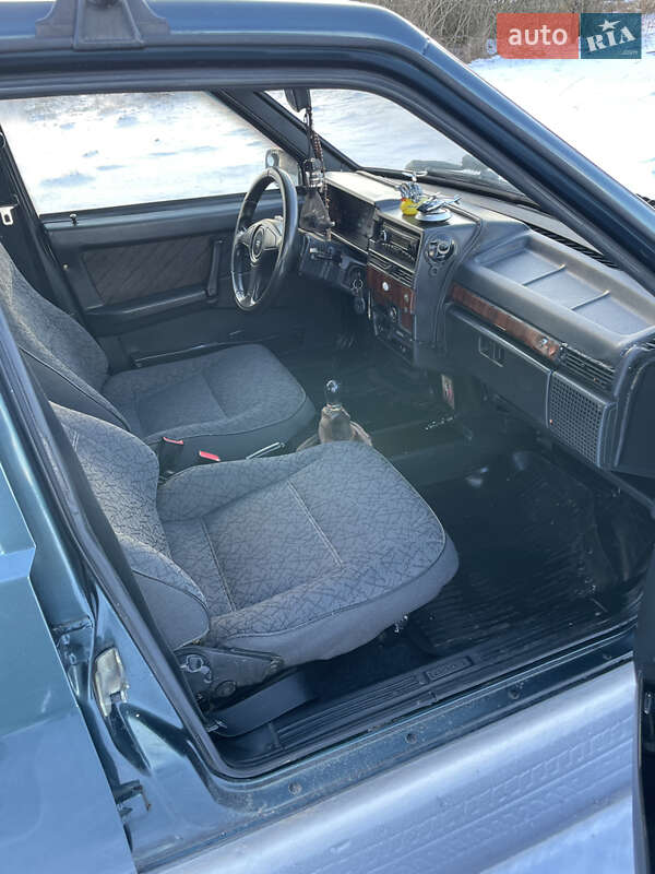 Хетчбек ВАЗ / Lada 2109 2004 в Жовкві фото 8 Хетчбек ВАЗ / Lada 2109 2004 в Жовкві