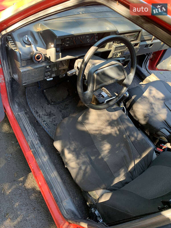 Хэтчбек ВАЗ / Lada 2109 1997 в Белзе