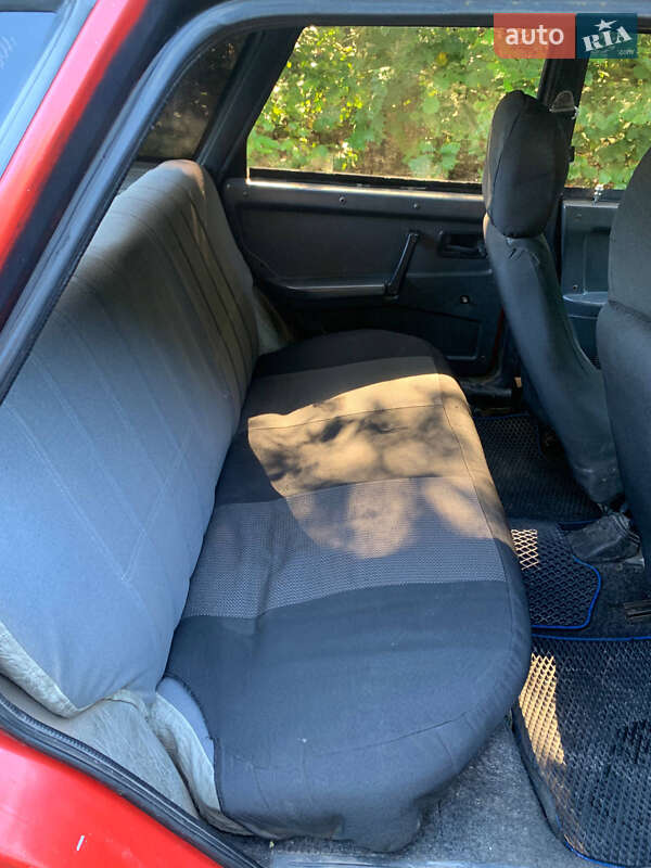 Хэтчбек ВАЗ / Lada 2109 1997 в Белзе