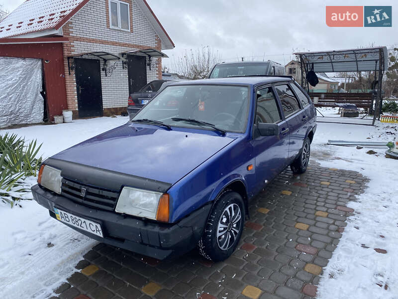Хетчбек ВАЗ / Lada 2109 2002 в Калинівці