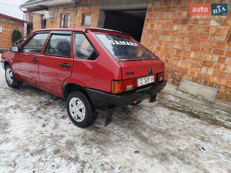 Хэтчбек ВАЗ / Lada 2109 1993 в Черновцах