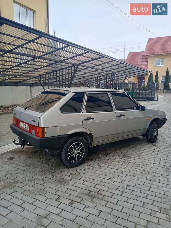 Хетчбек ВАЗ / Lada 2109 2008 в Івано-Франківську