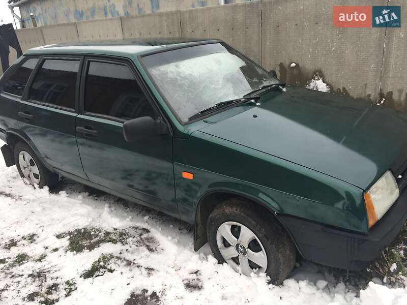 Хэтчбек ВАЗ / Lada 2109 2003 в Ахтырке