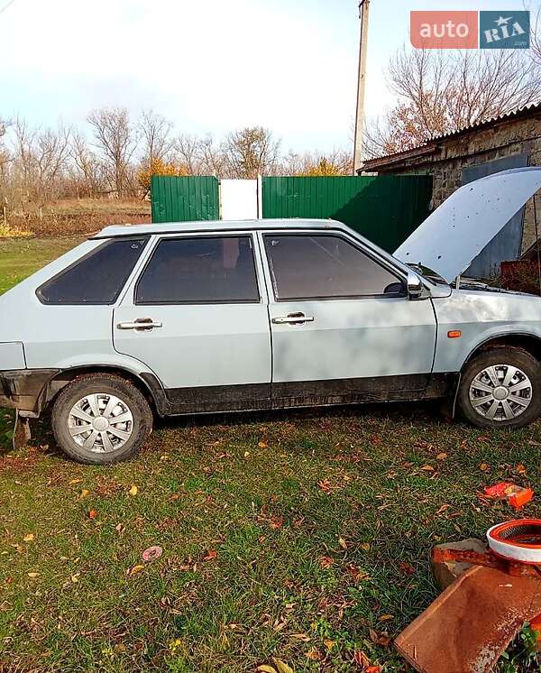 Хэтчбек ВАЗ / Lada 2109 1993 в Балаклее