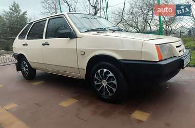 Хетчбек ВАЗ 2109 1993 в Городку