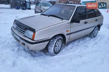 Хэтчбек ВАЗ 2109 1998 в Хотине