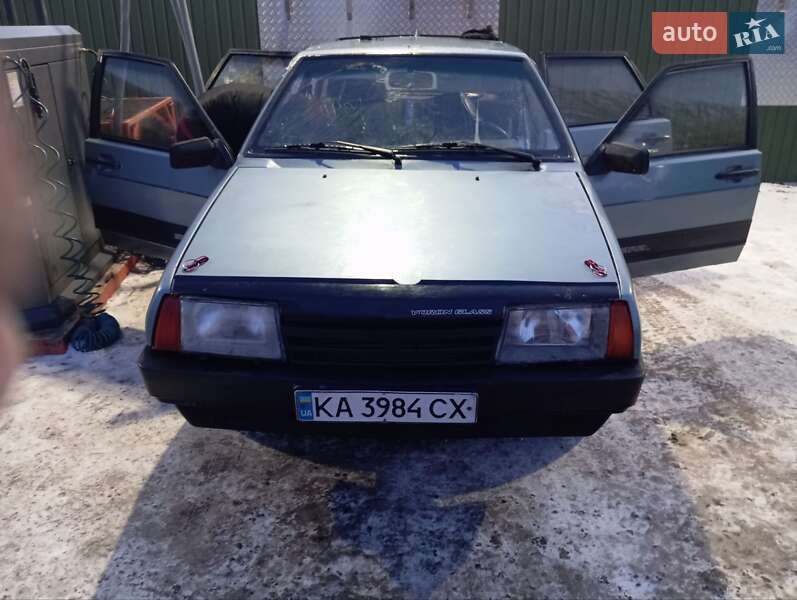 Хетчбек ВАЗ / Lada 2109 2003 в Білій Церкві